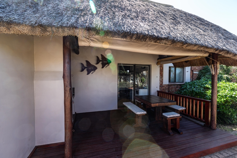 5 Bedroom Property for Sale in Kidds Beach Eastern Cape